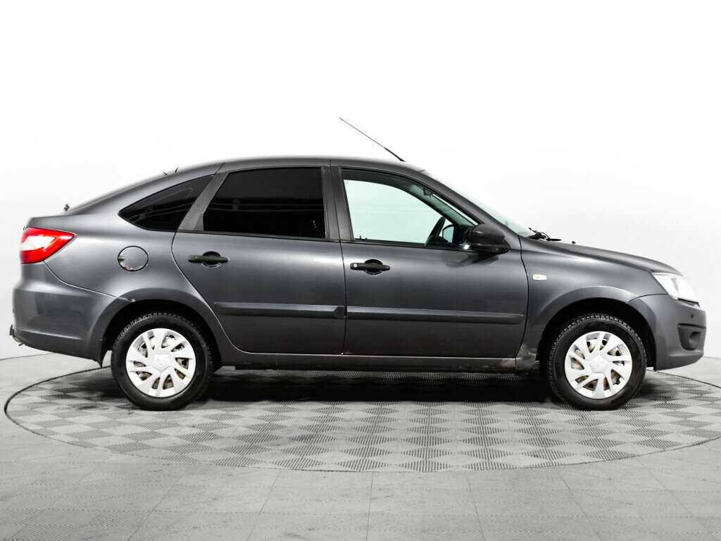 Lada (ВАЗ) Granta с пробегом — 2018 год. Фото: #3