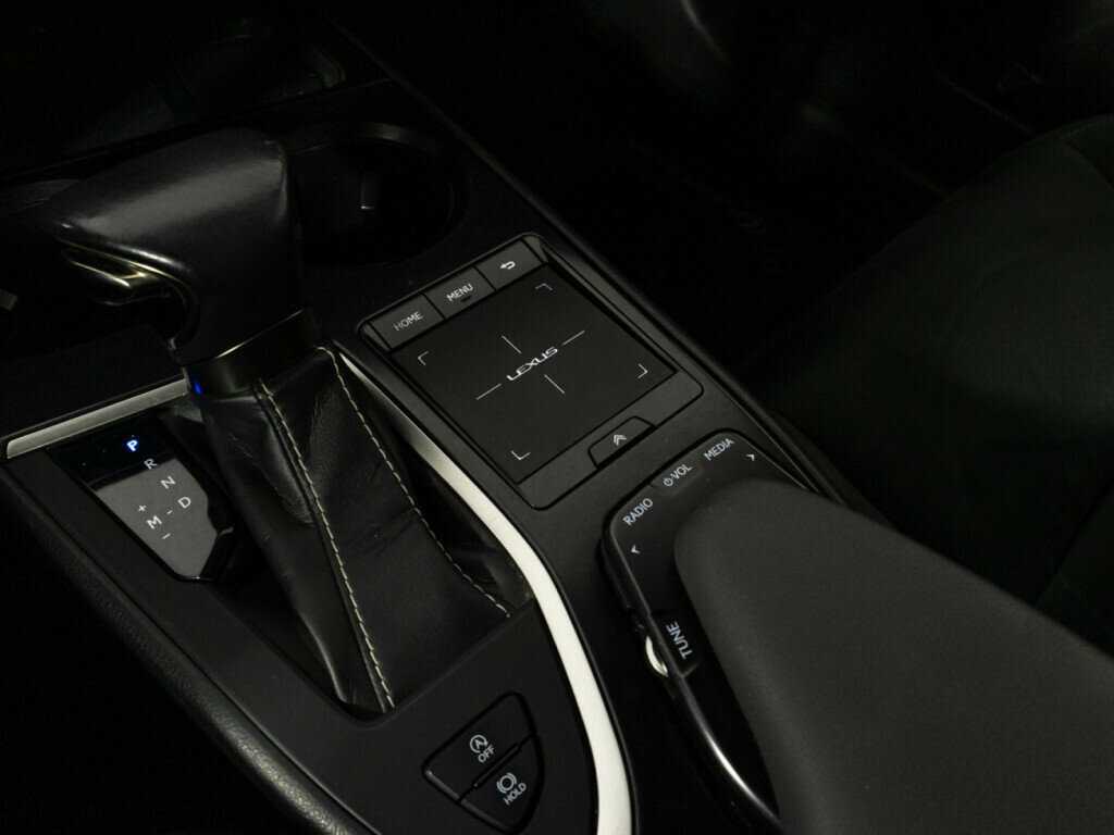 Lexus UX с пробегом — 2019 год. Фото: #17