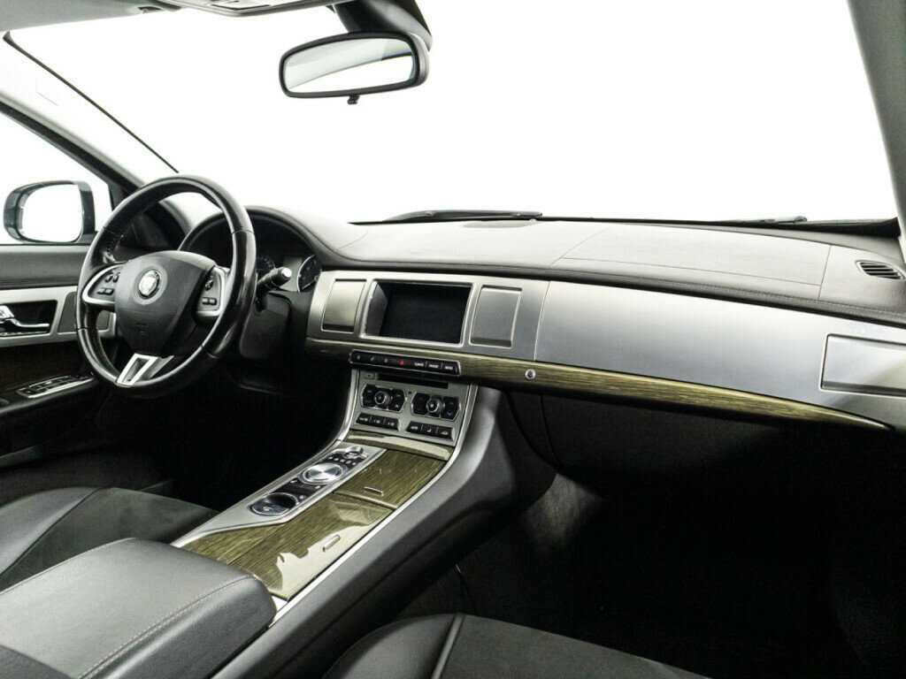 Jaguar XF с пробегом — 2014 год. Фото: #8