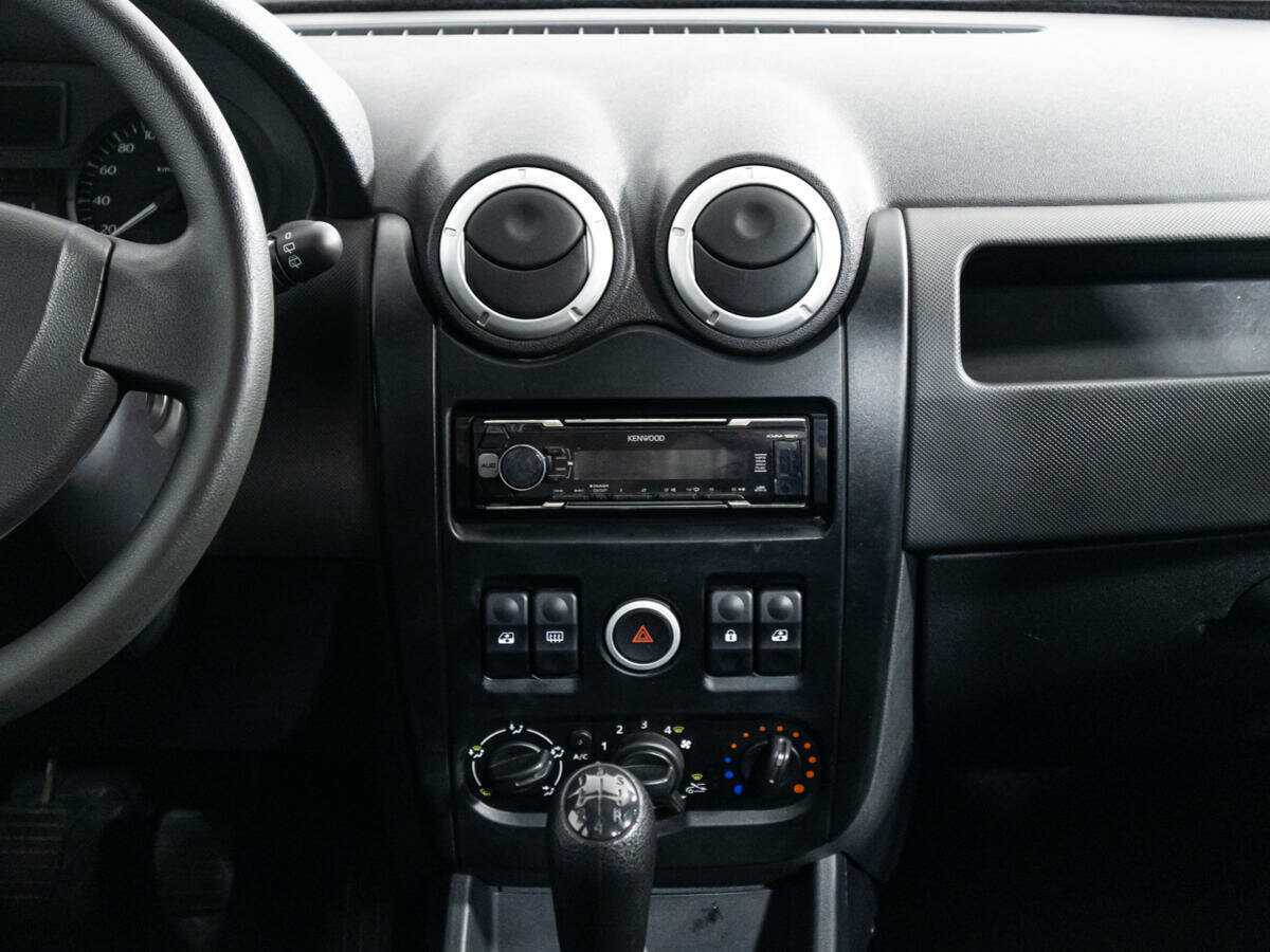 Lada (ВАЗ) Largus с пробегом — 2016 год. Фото: #13