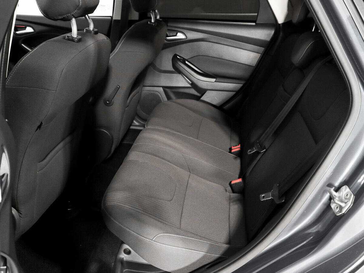 Ford Focus с пробегом — 2012 год. Фото: #8