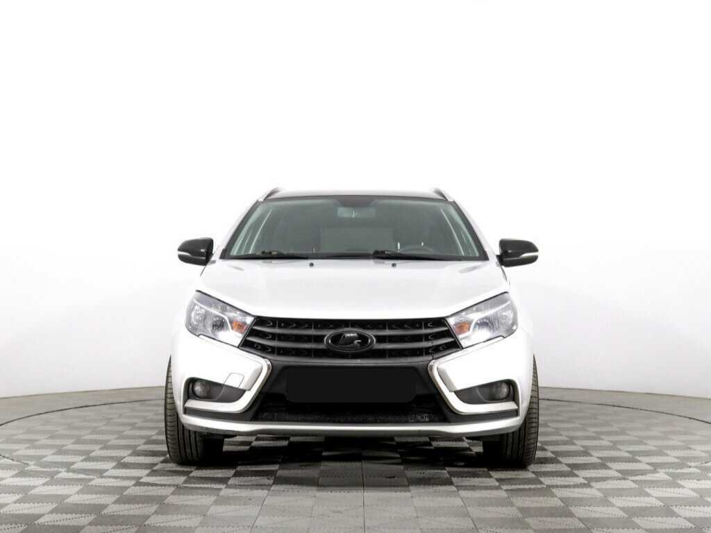 Lada (ВАЗ) Vesta с пробегом — 2018 год. Фото: #13