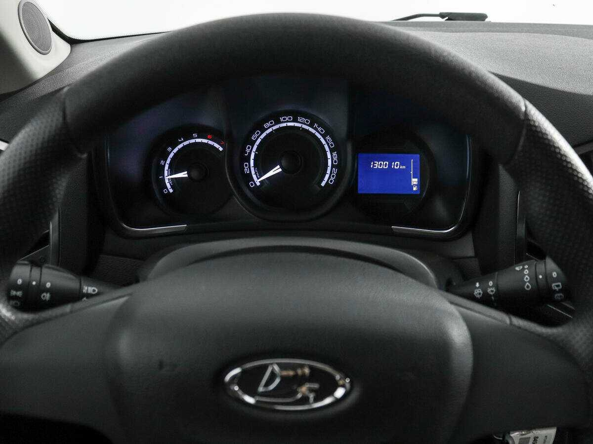 Lada (ВАЗ) XRAY с пробегом — 2018 год. Фото: #11