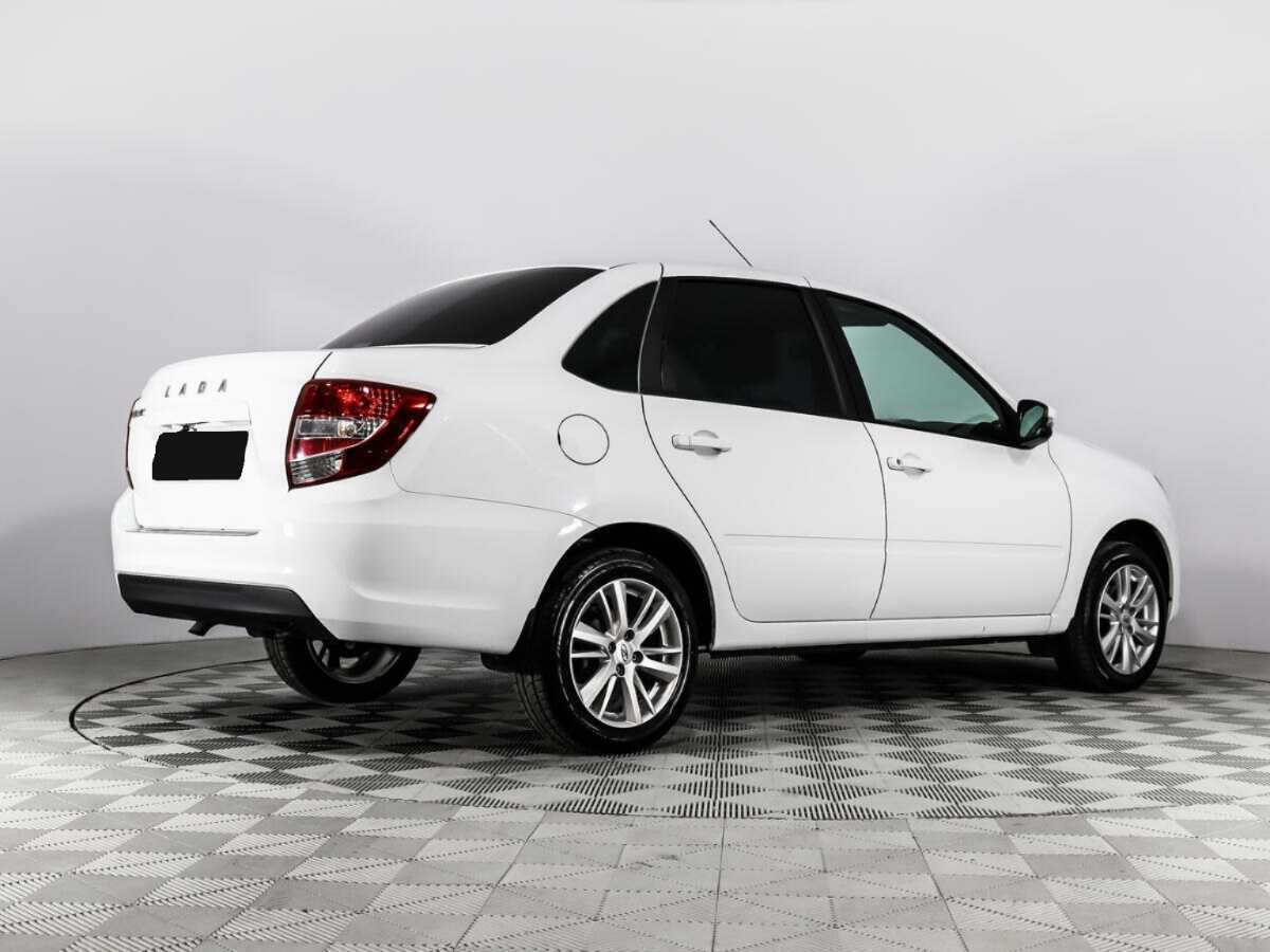 Lada (ВАЗ) Granta с пробегом — 2023 год. Фото: #3