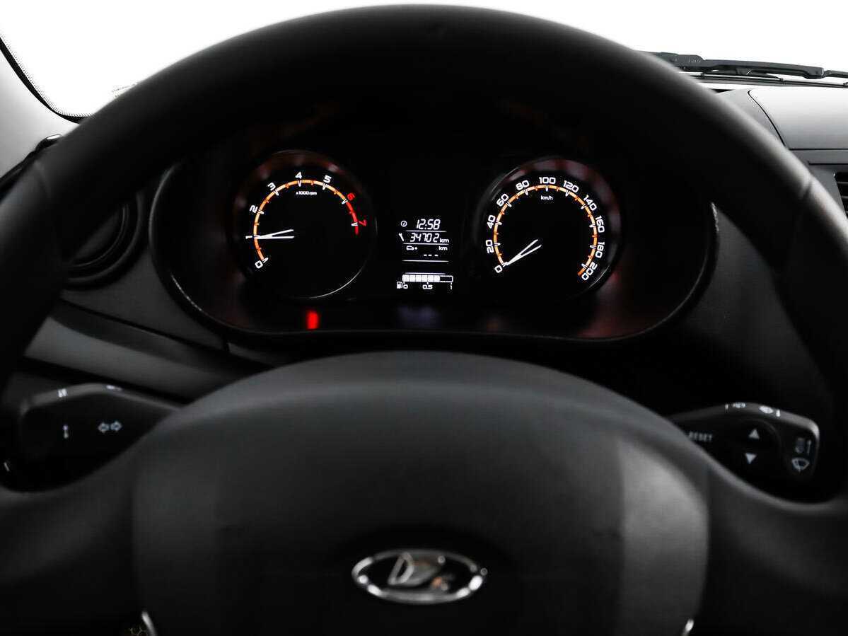 Lada (ВАЗ) Granta с пробегом — 2023 год. Фото: #11