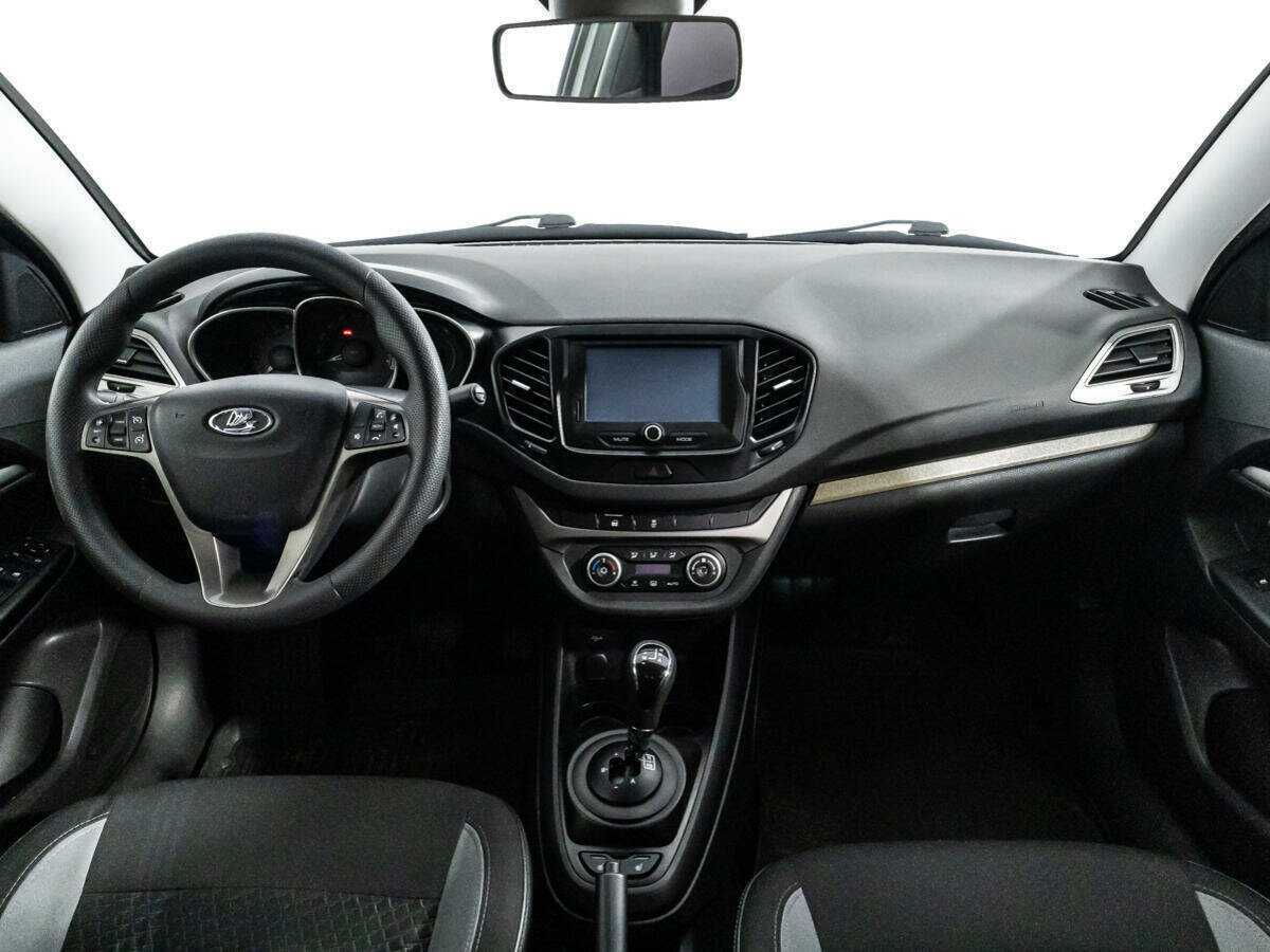 Lada (ВАЗ) Vesta с пробегом — 2017 год. Фото: #12