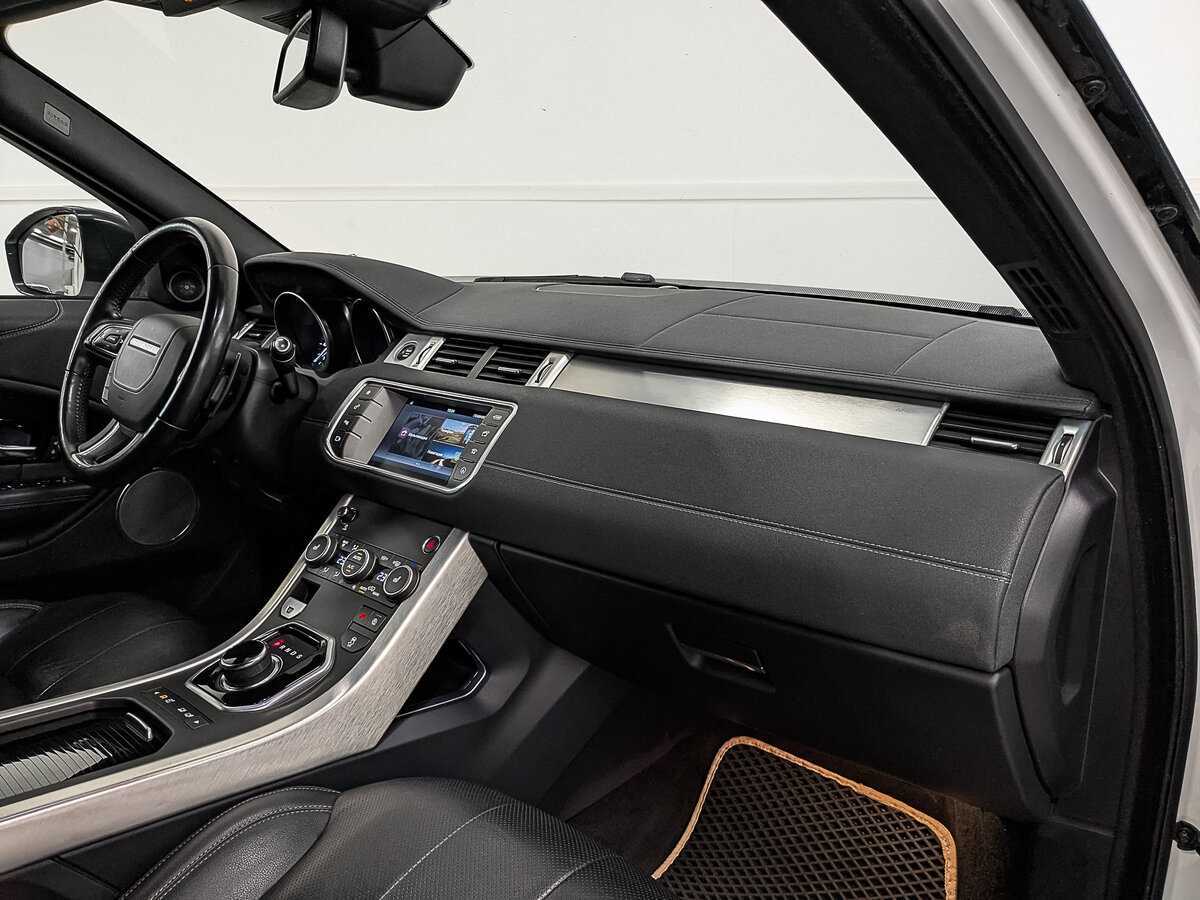 Land Rover Range Rover Evoque с пробегом — 2018 год. Фото: #12