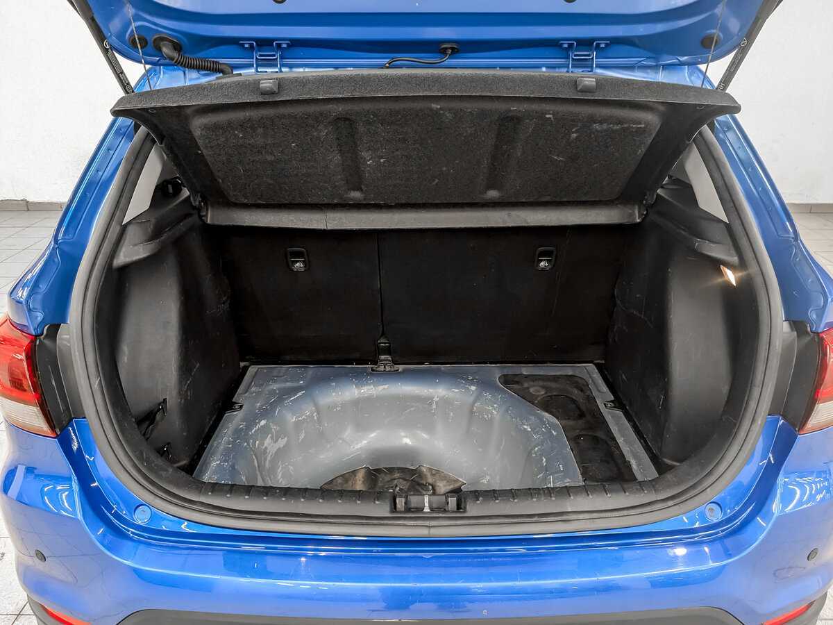 Kia Rio с пробегом — 2020 год. Фото: #9