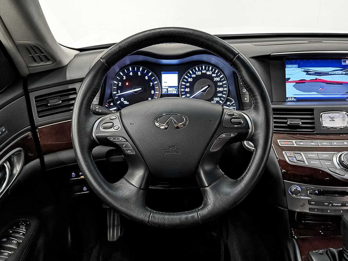 Infiniti Q70 с пробегом — 2016 год. Фото: #21