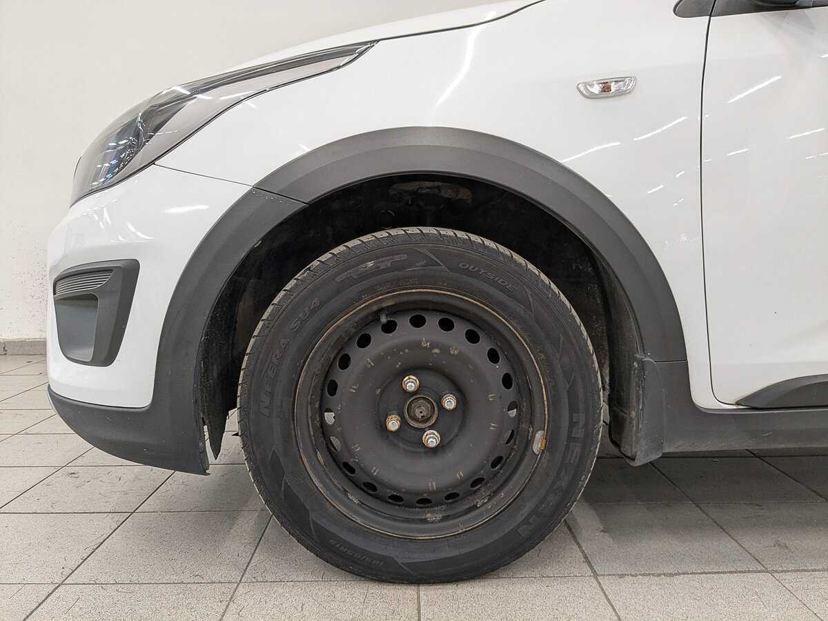 Kia Rio с пробегом — 2020 год. Фото: #10