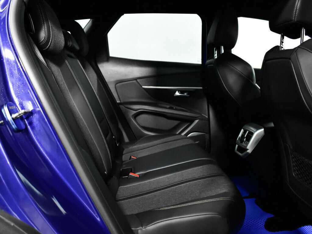 Peugeot 3008 с пробегом — 2017 год. Фото: #9