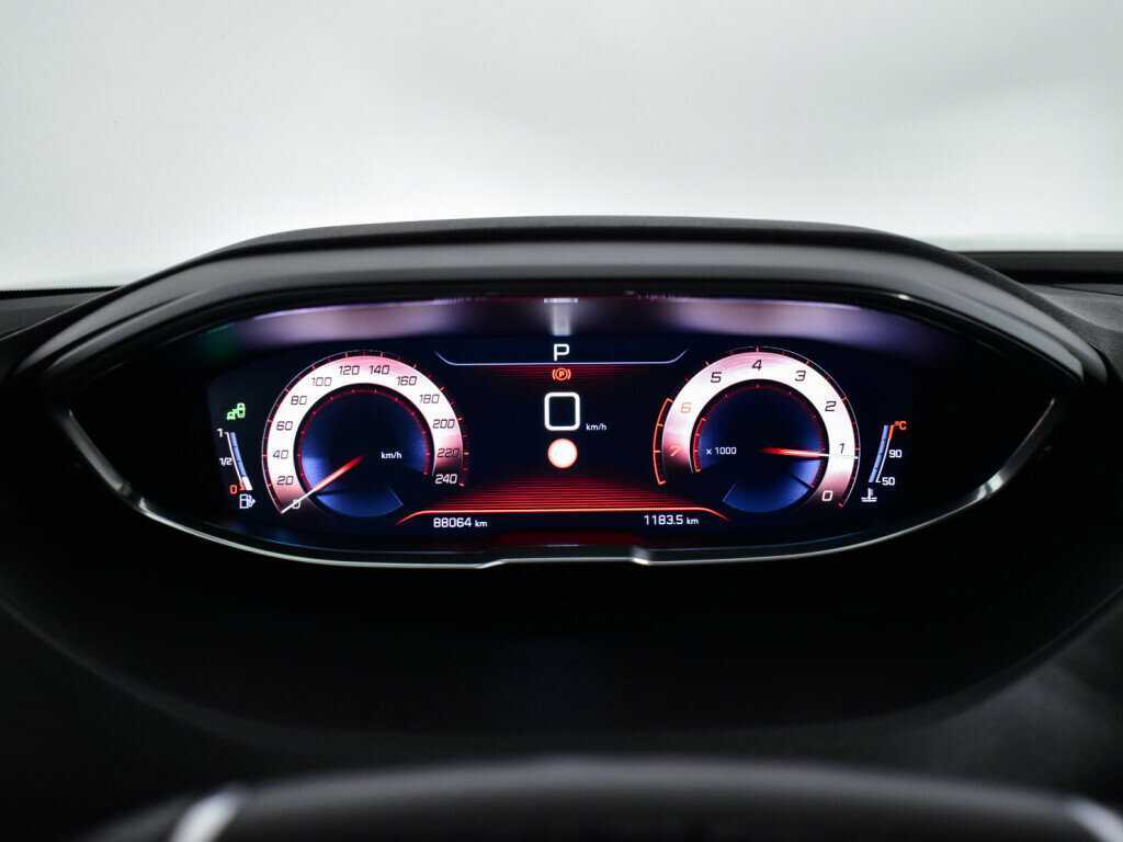 Peugeot 3008 с пробегом — 2017 год. Фото: #10