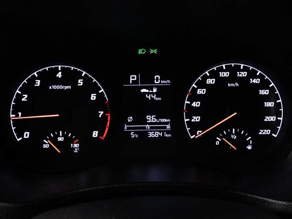 Hyundai Solaris с пробегом — 2020 год. Фото: #11