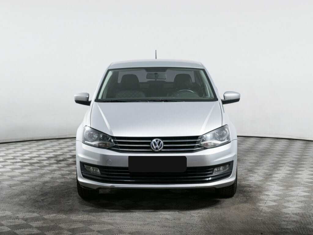 Volkswagen Polo с пробегом — 2016 год. Фото: #1