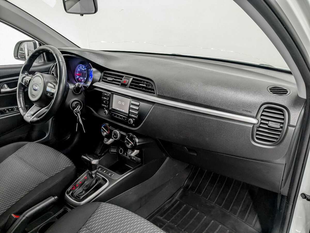 Kia Rio с пробегом — 2020 год. Фото: #10