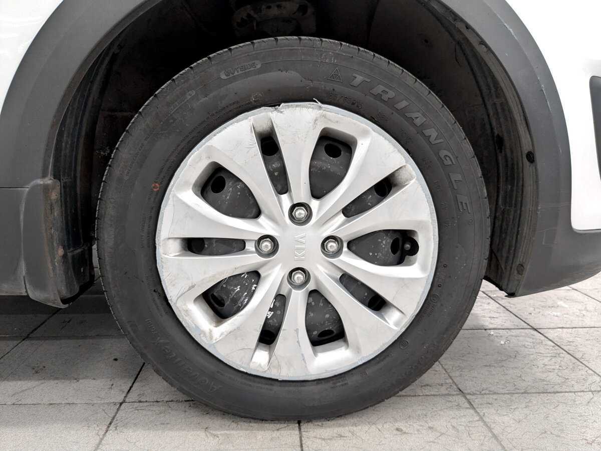 Kia Rio с пробегом — 2020 год. Фото: #17