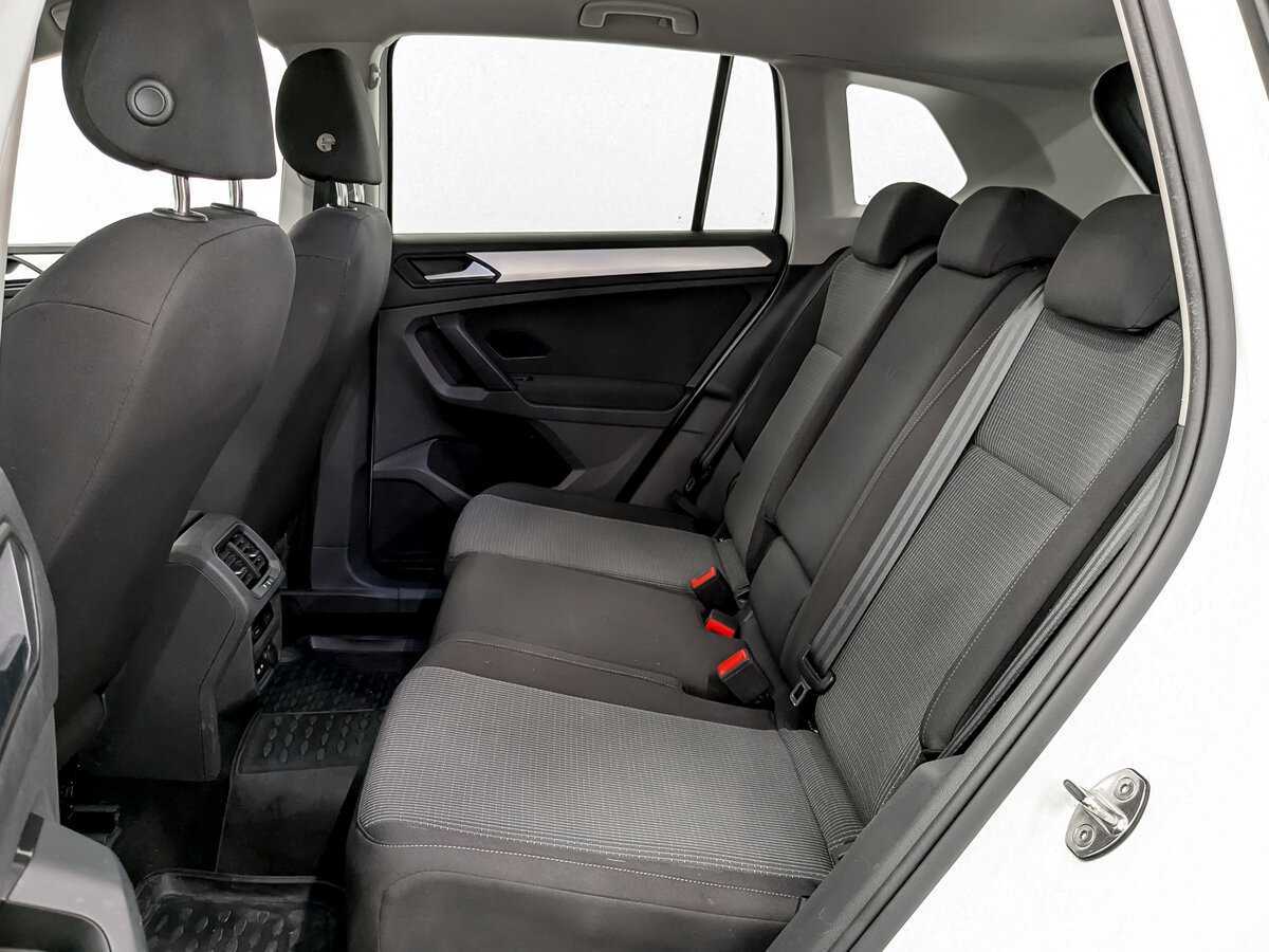 Volkswagen Tiguan с пробегом — 2021 год. Фото: #11