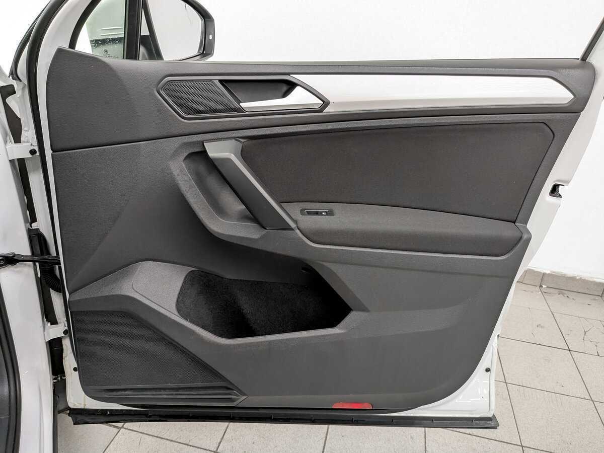 Volkswagen Tiguan с пробегом — 2021 год. Фото: #23