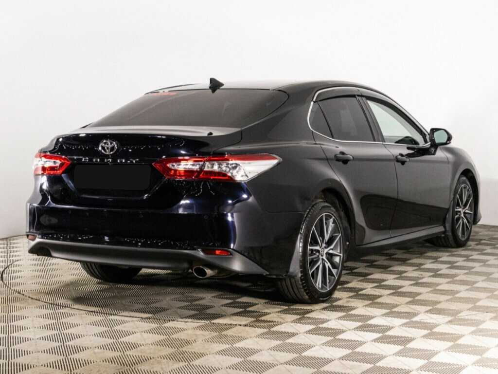 Toyota Camry с пробегом — 2021 год. Фото: #4