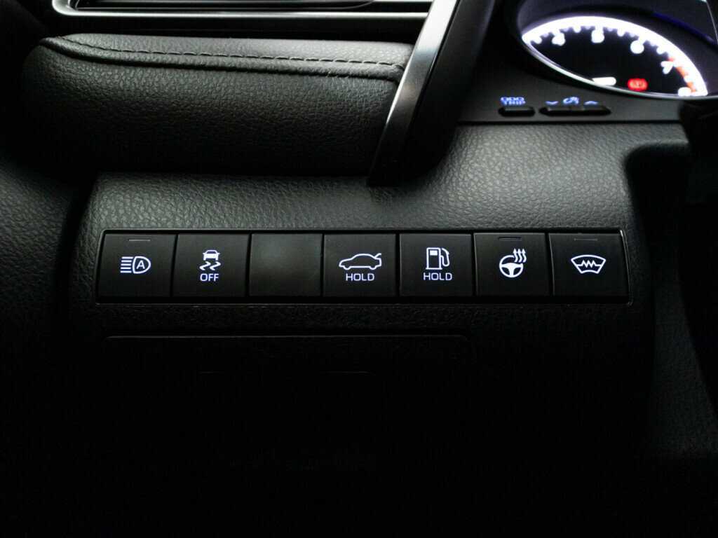 Toyota Camry с пробегом — 2021 год. Фото: #18