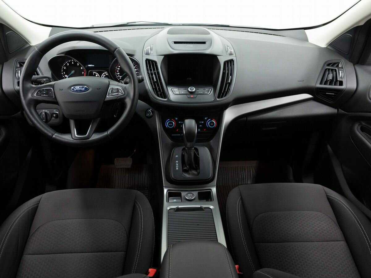 Ford Kuga с пробегом — 2017 год. Фото: #14
