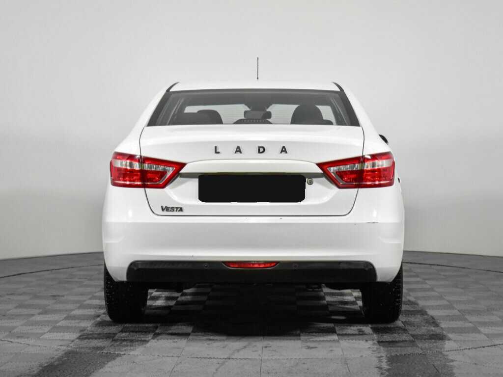 Lada (ВАЗ) Vesta с пробегом — 2016 год. Фото: #5