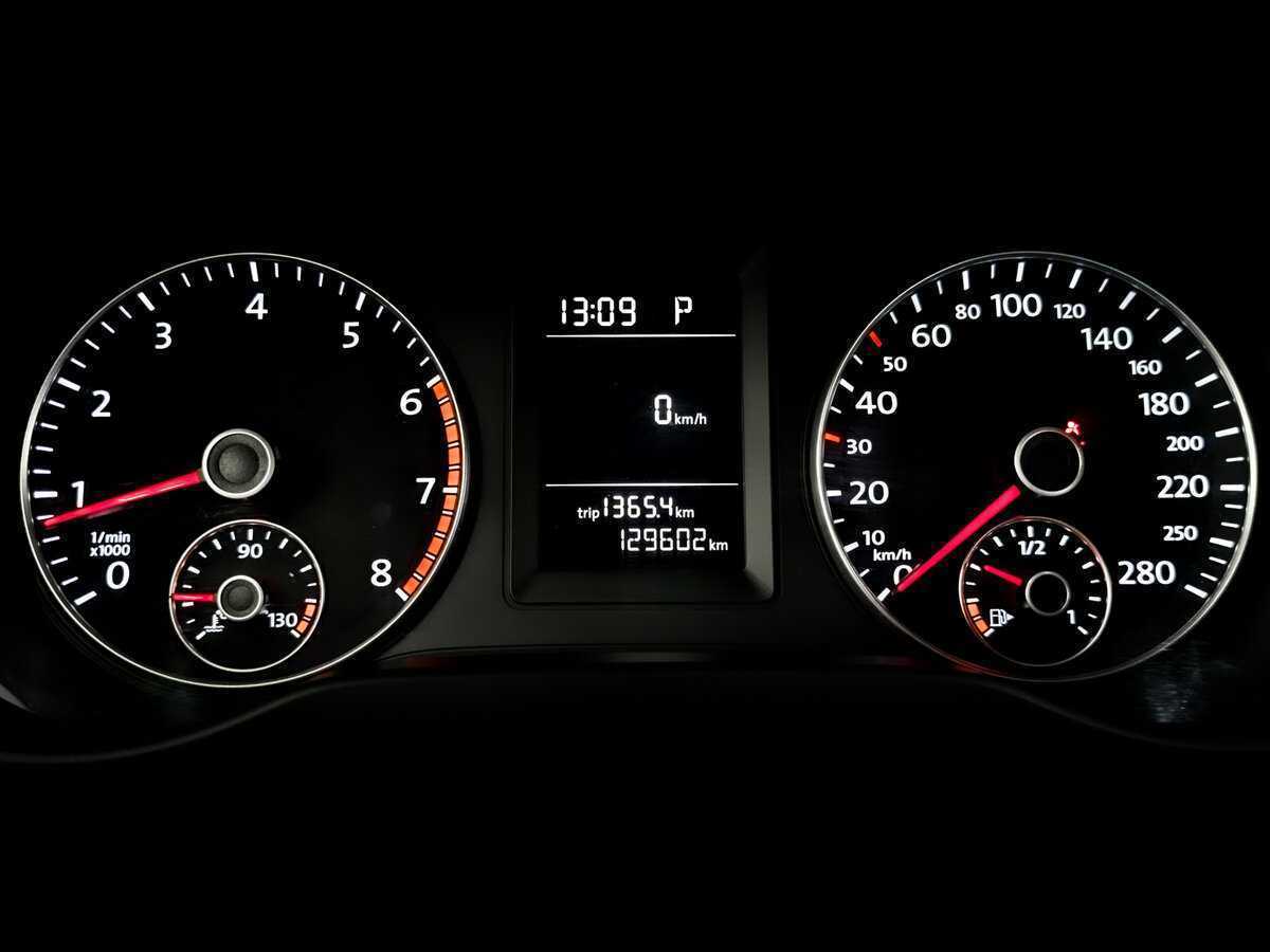 Volkswagen Jetta с пробегом — 2014 год. Фото: #12