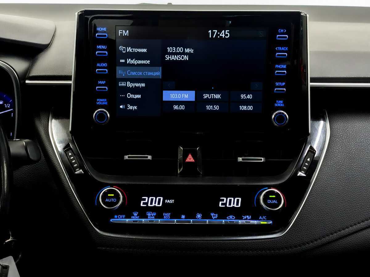 Toyota Corolla с пробегом — 2019 год. Фото: #13