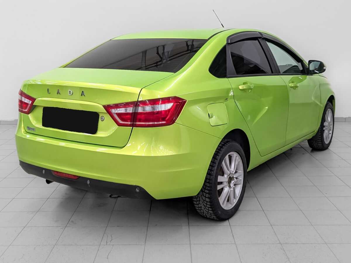 Lada (ВАЗ) Vesta с пробегом — 2016 год. Фото: #4