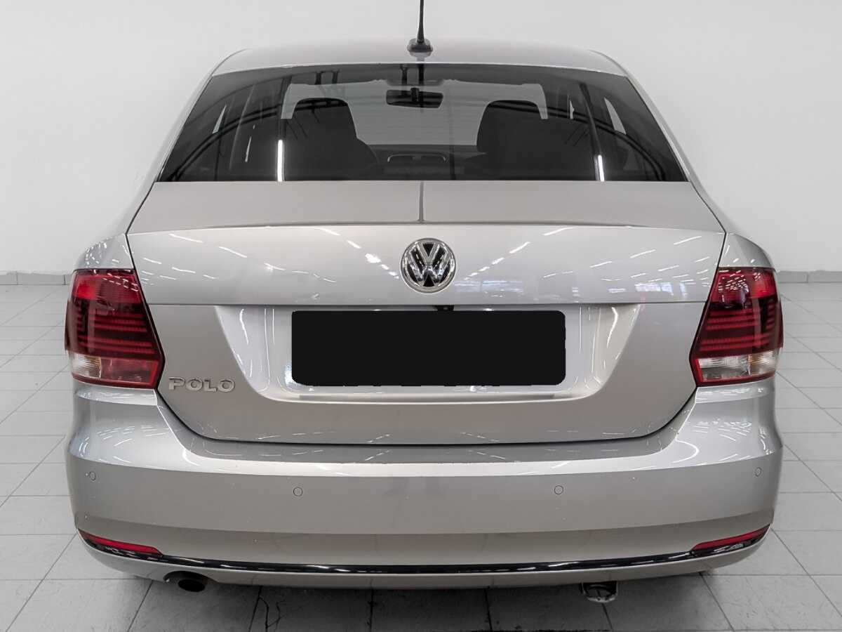 Volkswagen Polo с пробегом — 2018 год. Фото: #5