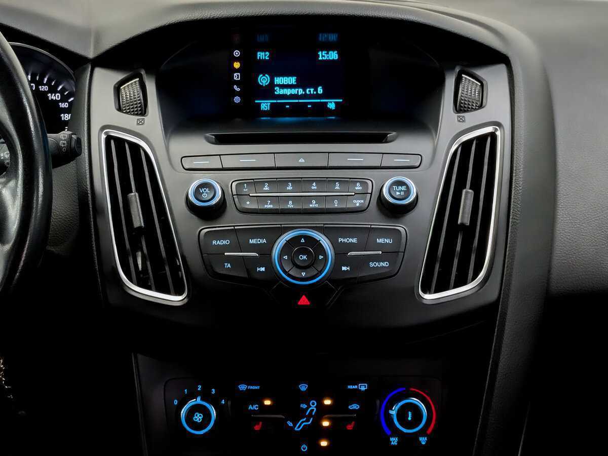 Ford Focus с пробегом — 2015 год. Фото: #14