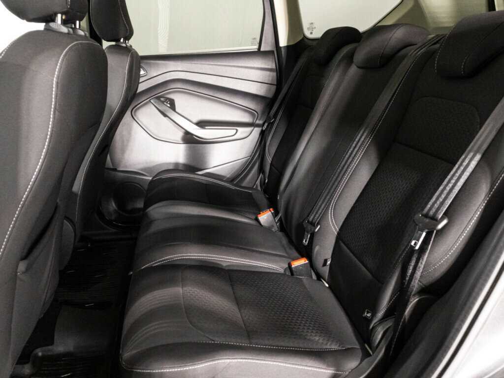 Ford Kuga с пробегом — 2017 год. Фото: #9