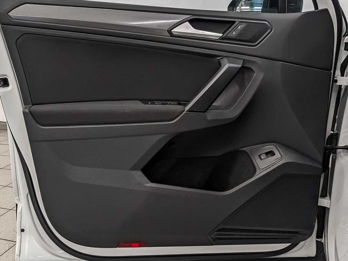 Volkswagen Tiguan с пробегом — 2020 год. Фото: #18