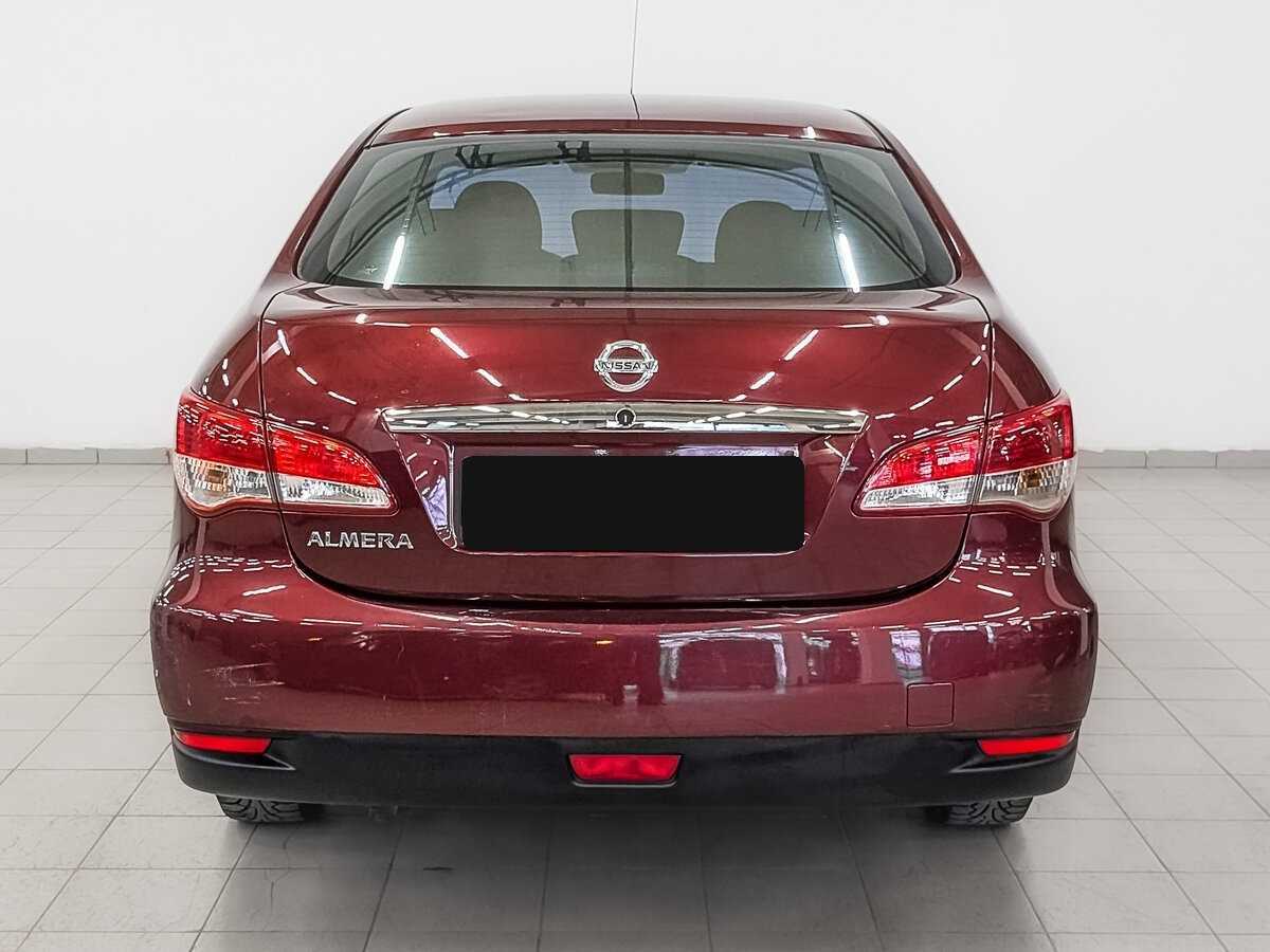 Nissan Almera с пробегом — 2014 год. Фото: #5