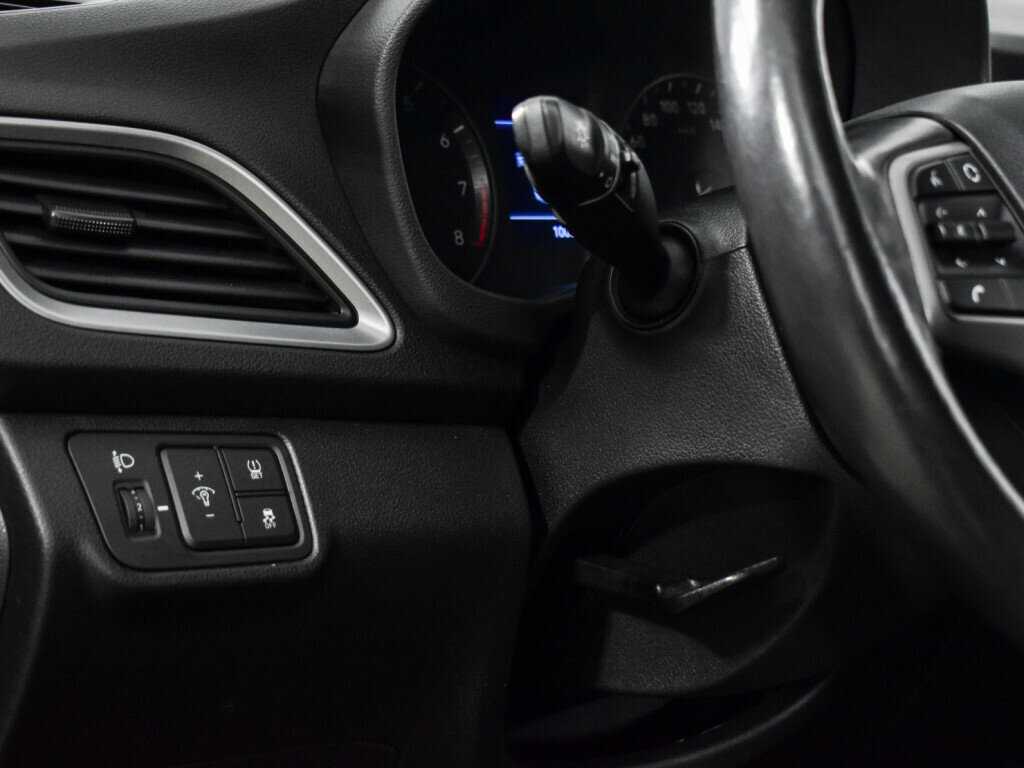 Hyundai Solaris с пробегом — 2017 год. Фото: #9