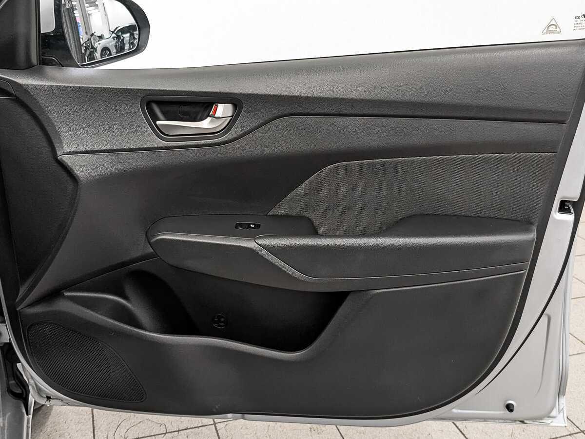 Hyundai Solaris с пробегом — 2018 год. Фото: #23