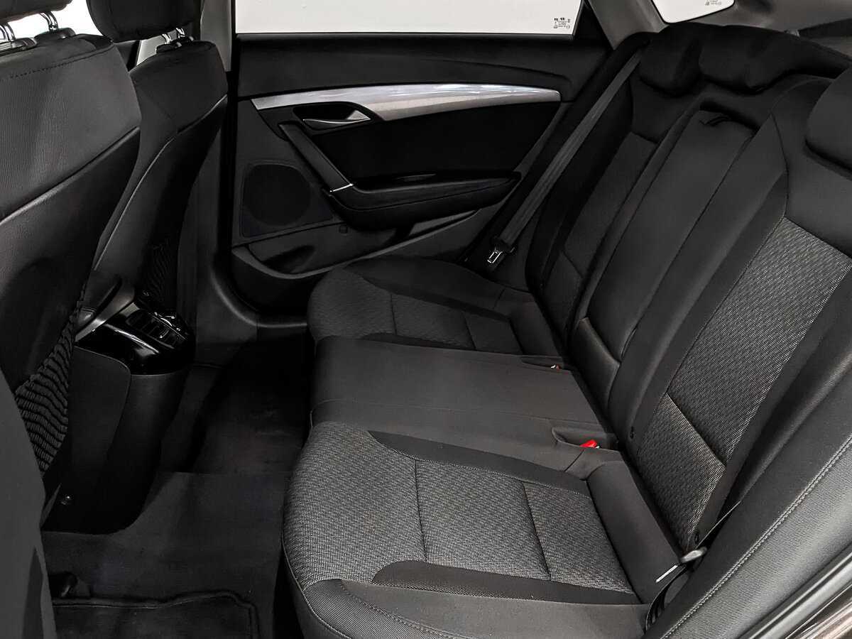 Hyundai i40 с пробегом — 2015 год. Фото: #15