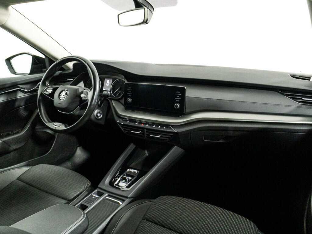 Skoda Octavia с пробегом — 2020 год. Фото: #8