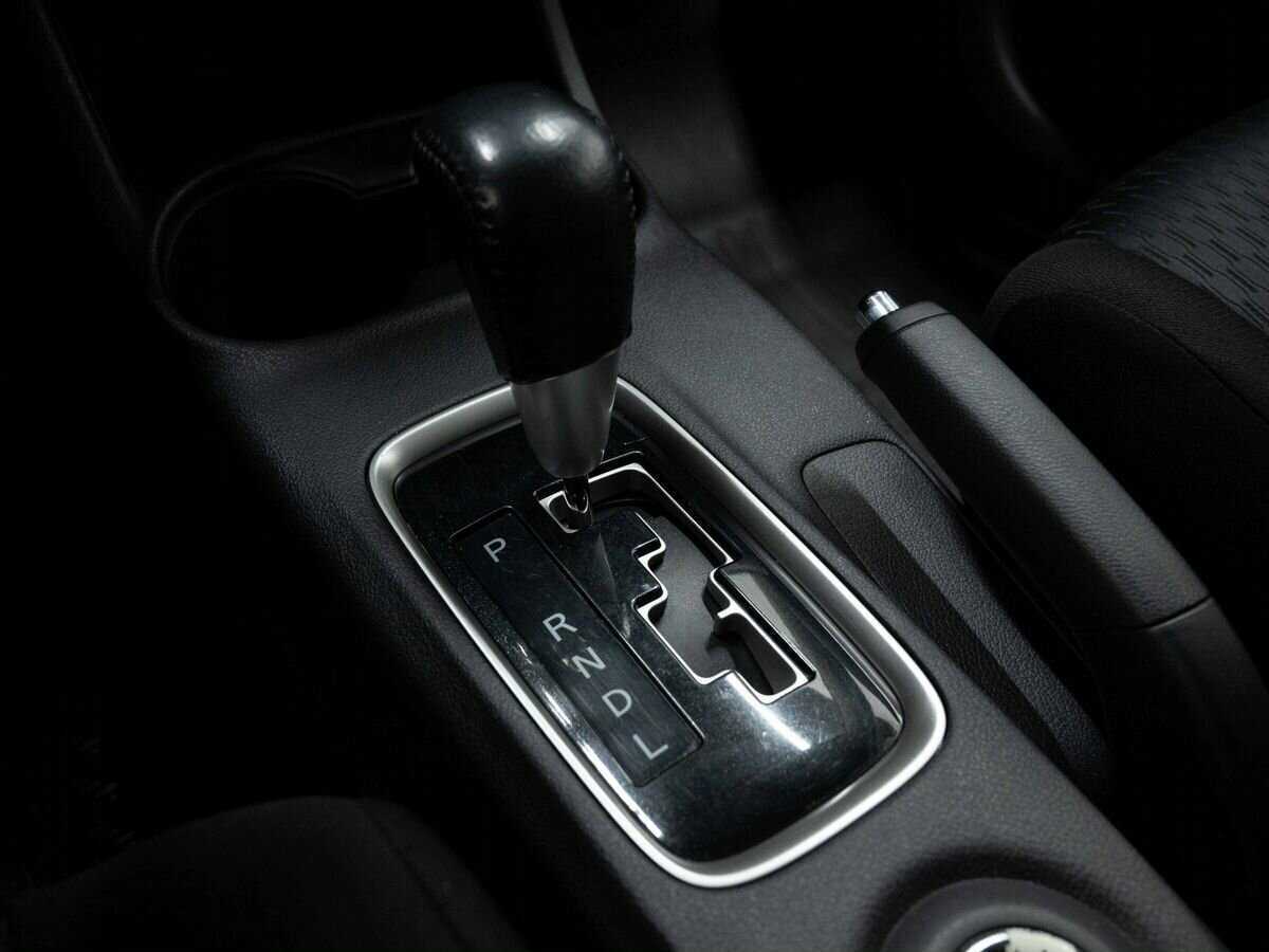 Mitsubishi Outlander с пробегом — 2014 год. Фото: #17