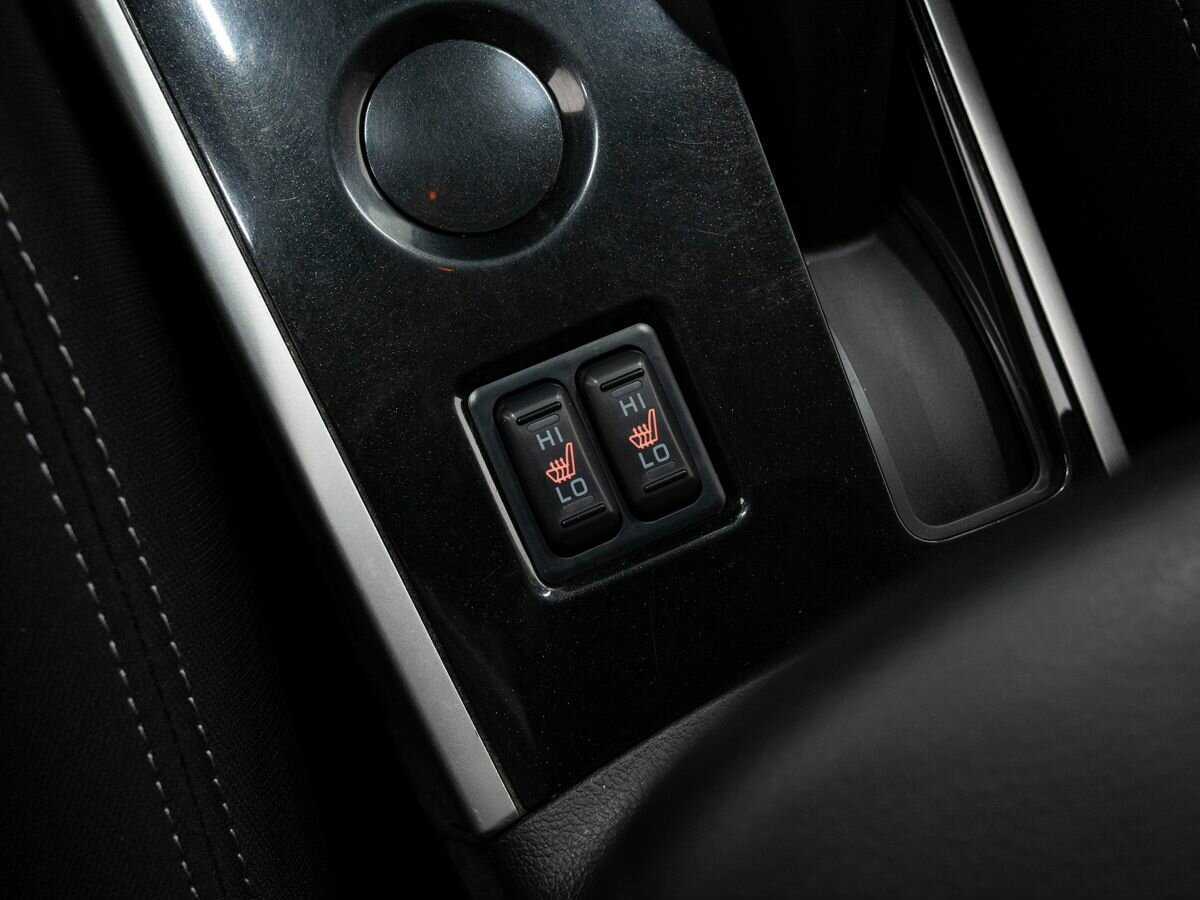 Mitsubishi Outlander с пробегом — 2018 год. Фото: #16