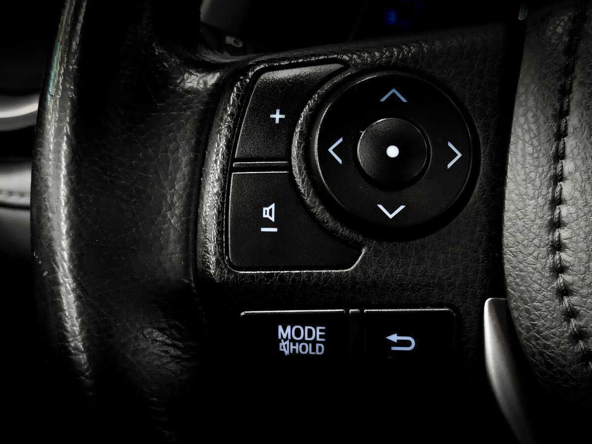 Toyota RAV4 с пробегом — 2014 год. Фото: #25