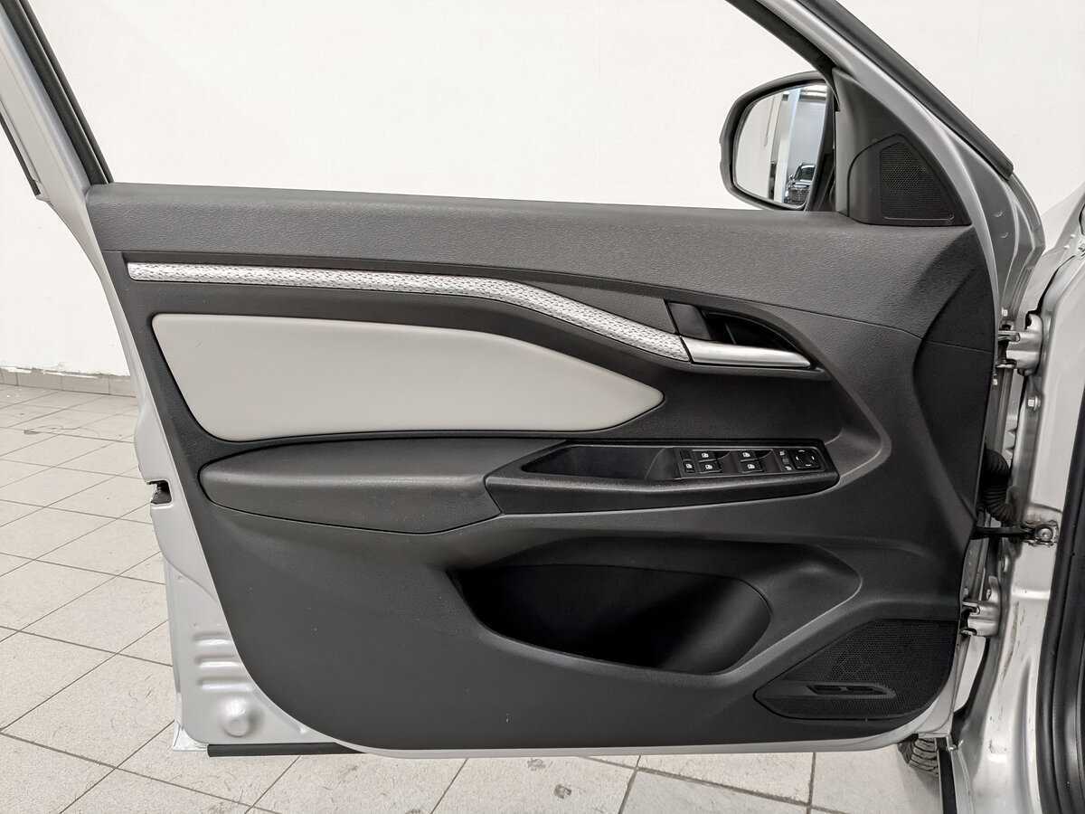 Lada (ВАЗ) Vesta с пробегом — 2019 год. Фото: #16