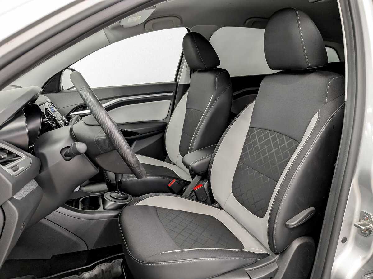 Lada (ВАЗ) Vesta с пробегом — 2019 год. Фото: #17