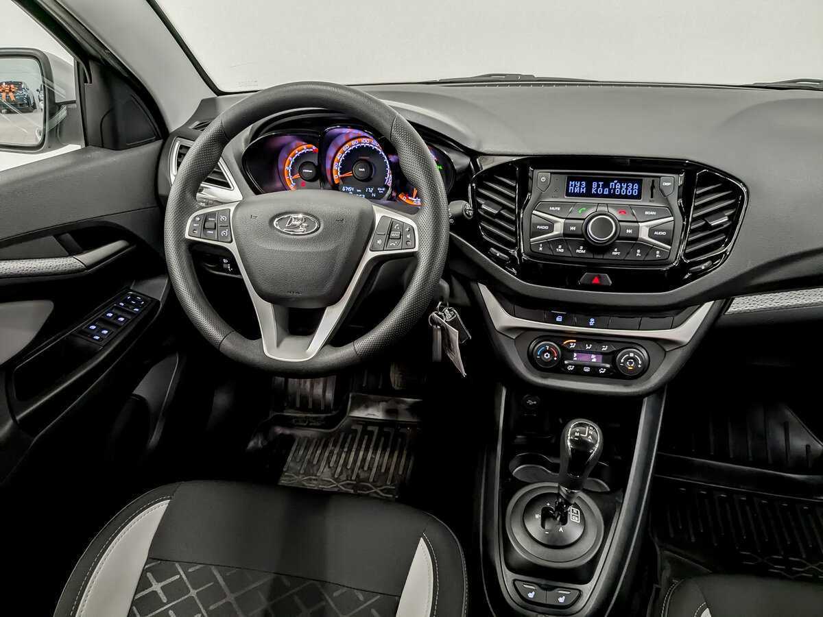 Lada (ВАЗ) Vesta с пробегом — 2019 год. Фото: #24