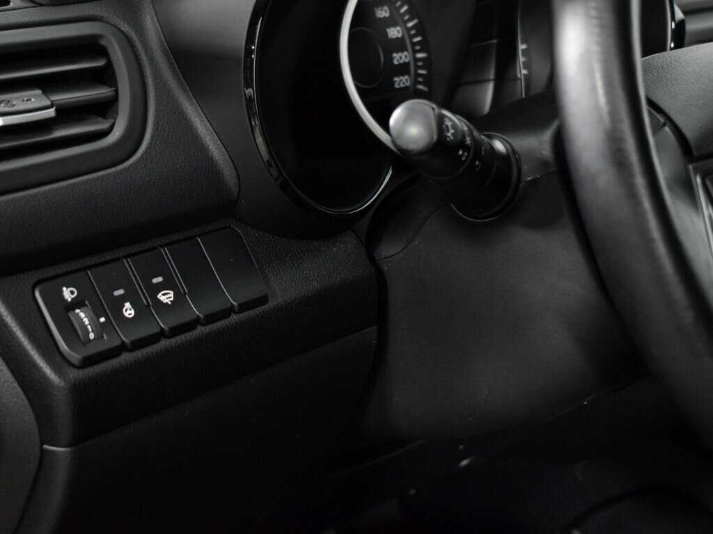 Kia Rio с пробегом — 2016 год. Фото: #10