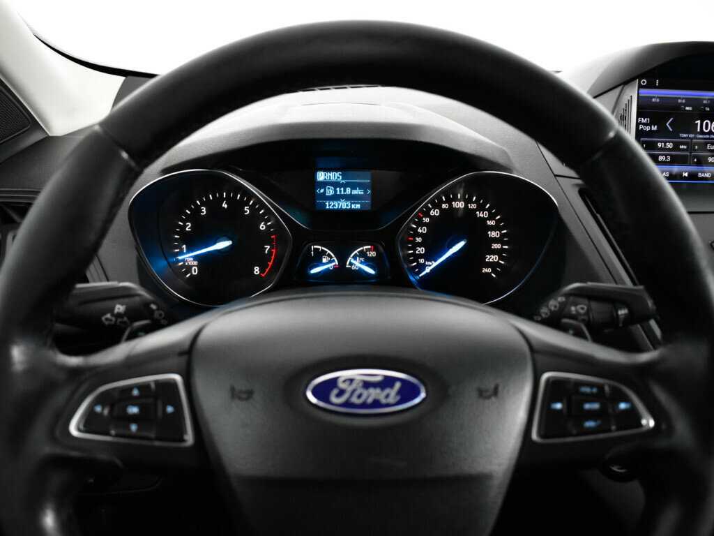 Ford Kuga с пробегом — 2017 год. Фото: #10