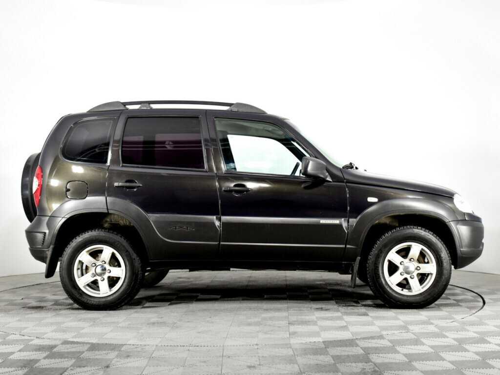 Chevrolet Niva с пробегом — 2017 год. Фото: #3