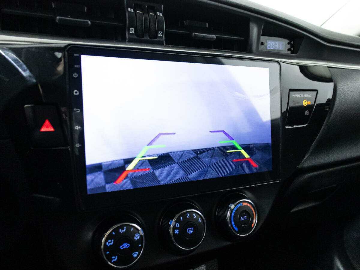 Toyota Corolla с пробегом — 2013 год. Фото: #15