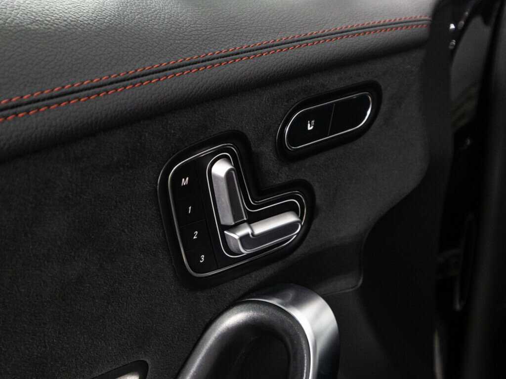 Mercedes-Benz CLA с пробегом — 2020 год. Фото: #17