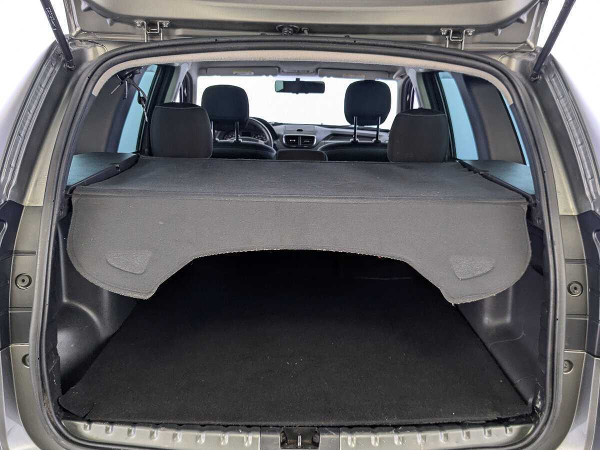 Nissan Terrano с пробегом — 2015 год. Фото: #9